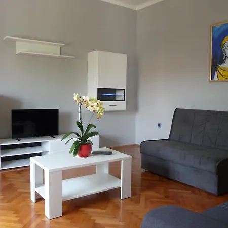 Noris Апартаменти *